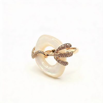 RG0889 - Mother-of-pearl, Diamonds, 18K rose gold